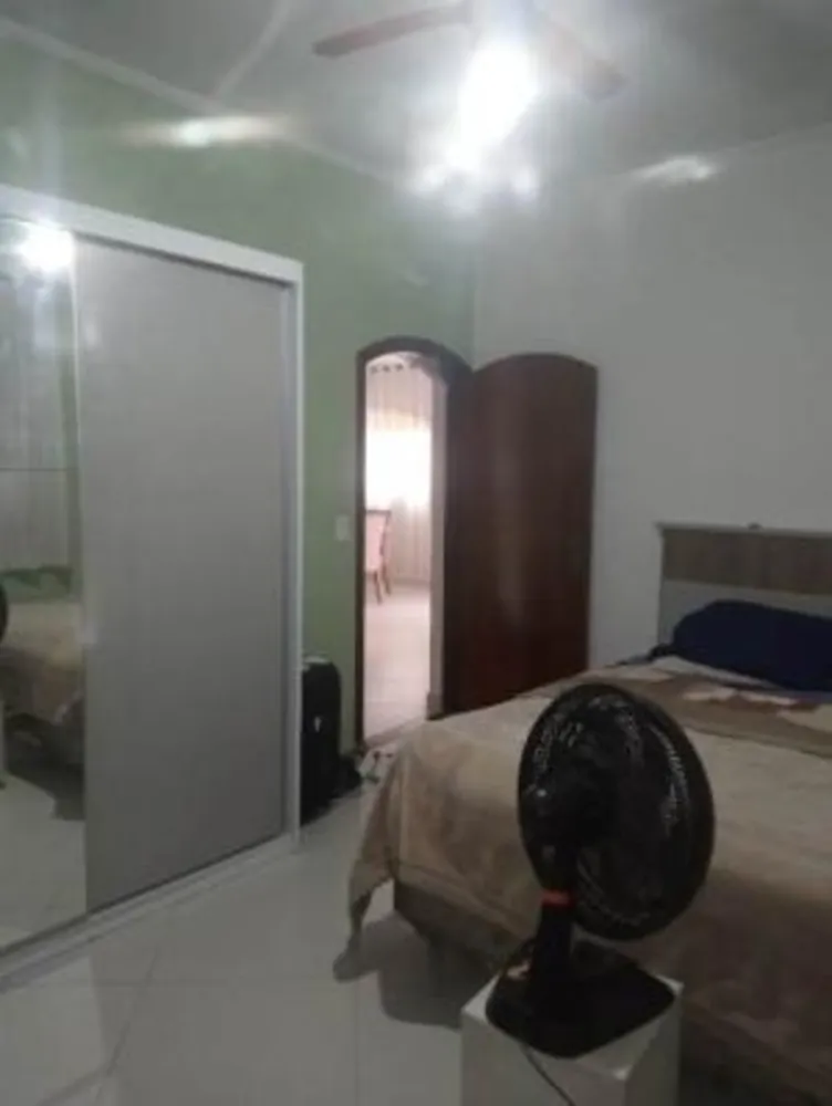 Casa, 3 quartos, 250 m² - Foto 1