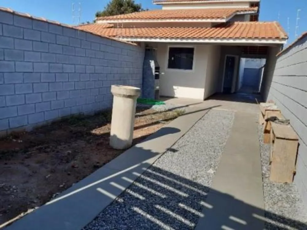 Casa, 2 quartos, 74 m² - Foto 1