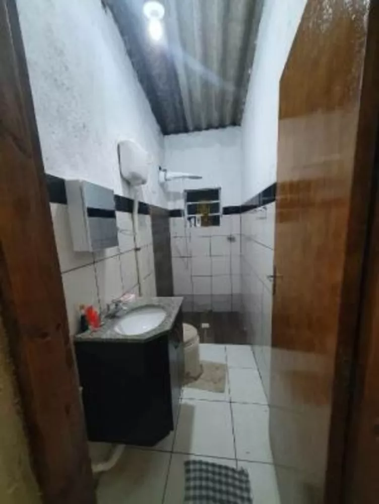 Chácara à venda com 1 quarto, 80m² - Foto 2