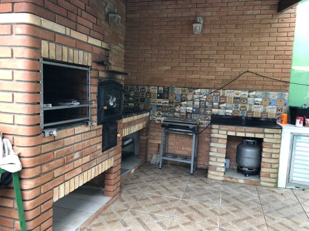 Casa, 3 quartos, 180 m² - Foto 1