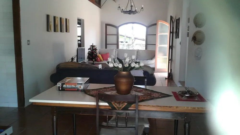 Casa, 4 quartos, 230 m² - Foto 2