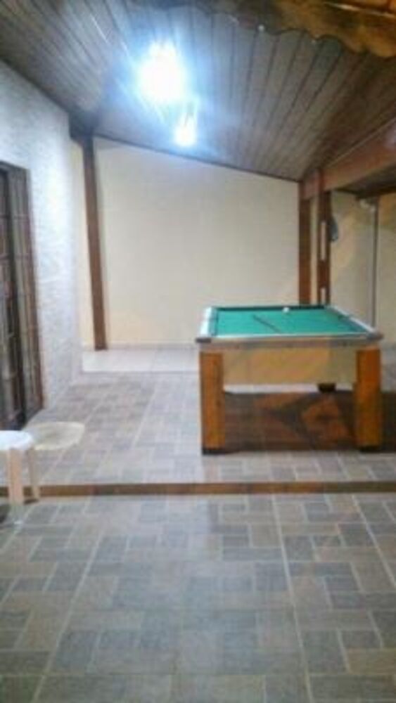 Casa à venda com 3 quartos, 220m² - Foto 3