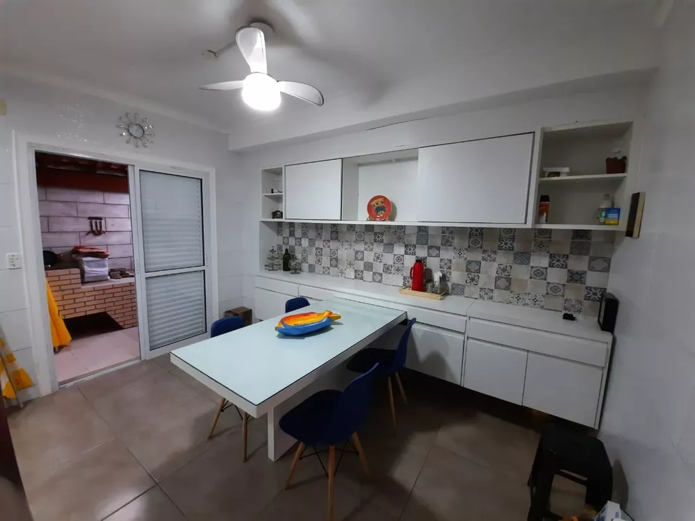 Casa à venda com 2 quartos, 79m² - Foto 10