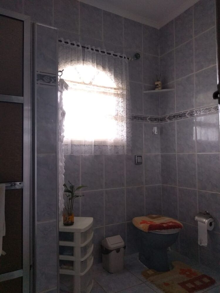Casa, 6 quartos, 322 m² - Foto 1