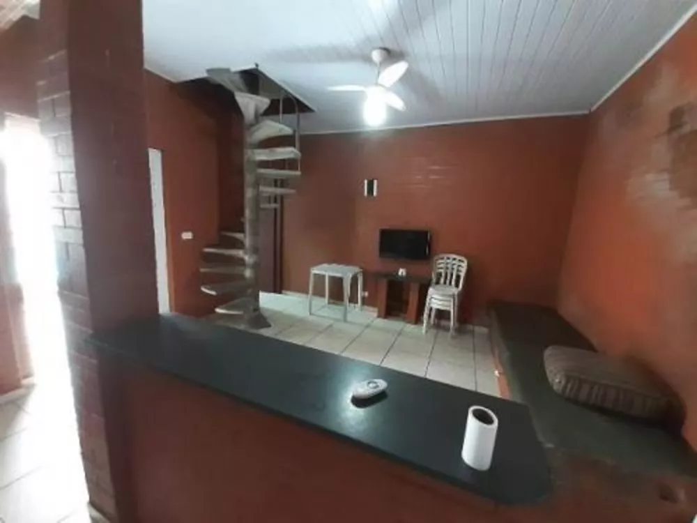 Casa à venda com 2 quartos, 120m² - Foto 6