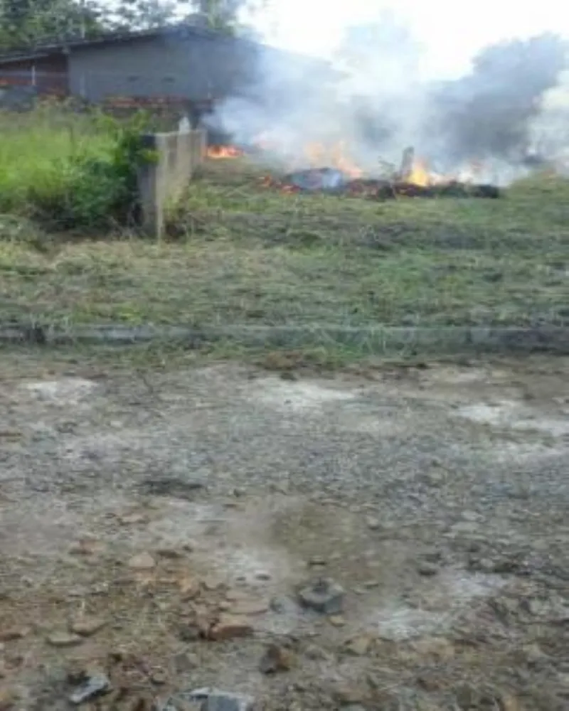 Terreno, 300 m² - Foto 2