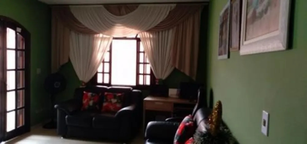 Casa, 2 quartos, 145 m² - Foto 1