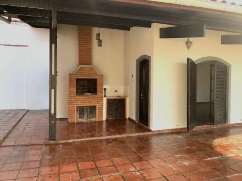 Casa à venda com 3 quartos, 280m² - Foto 8