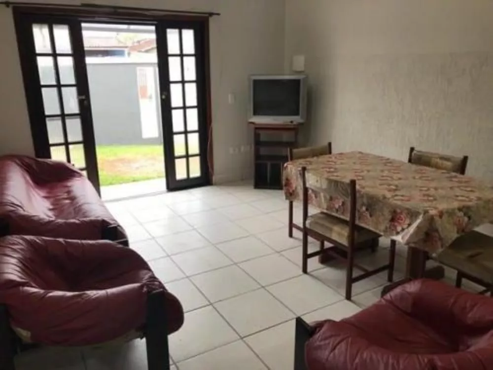 Casa à venda com 2 quartos, 85m² - Foto 3