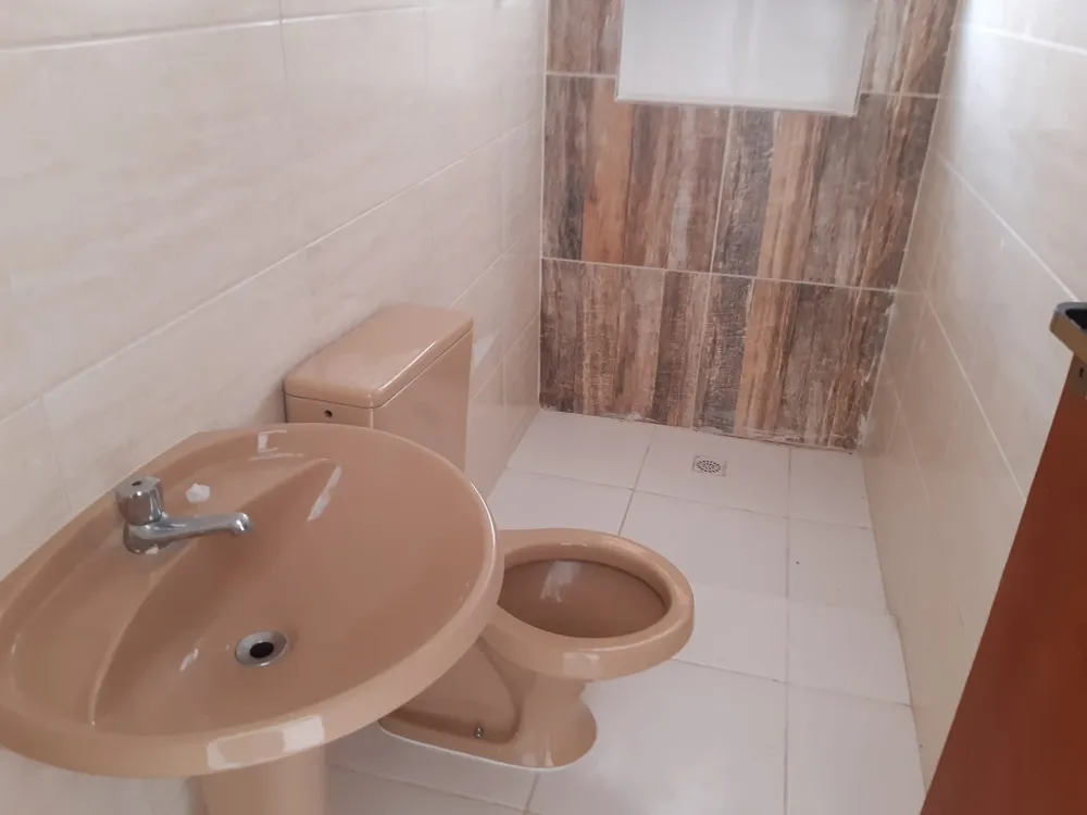Casa, 2 quartos, 72 m² - Foto 1
