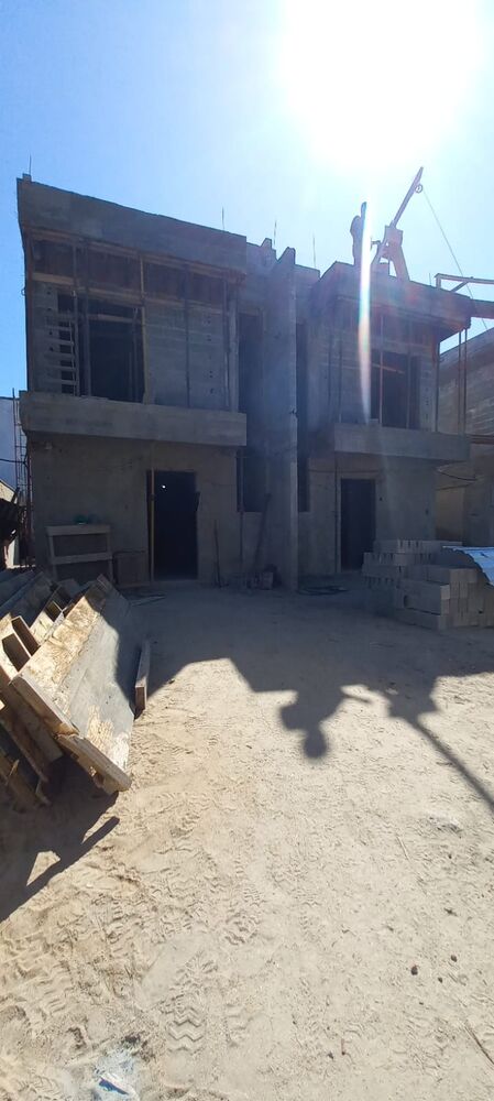 Casa à venda com 2 quartos, 78m² - Foto 1