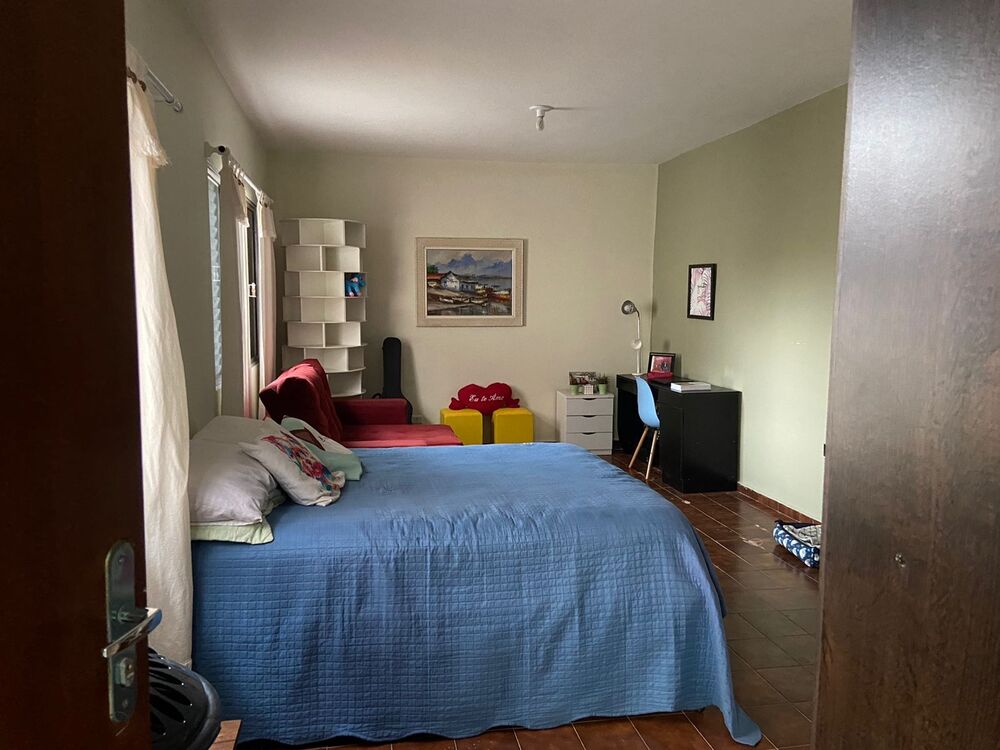Casa à venda com 2 quartos, 158m² - Foto 3