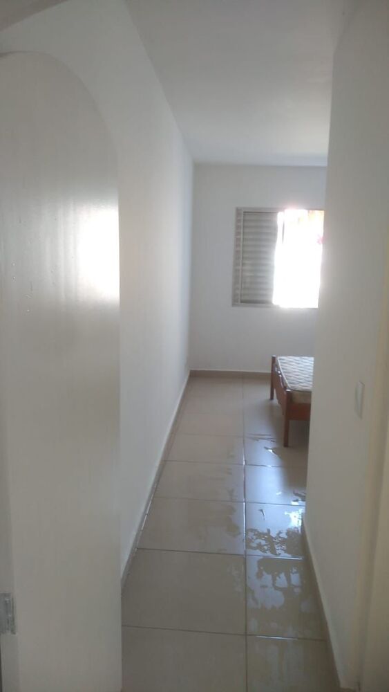 Casa à venda com 3 quartos, 270m² - Foto 1
