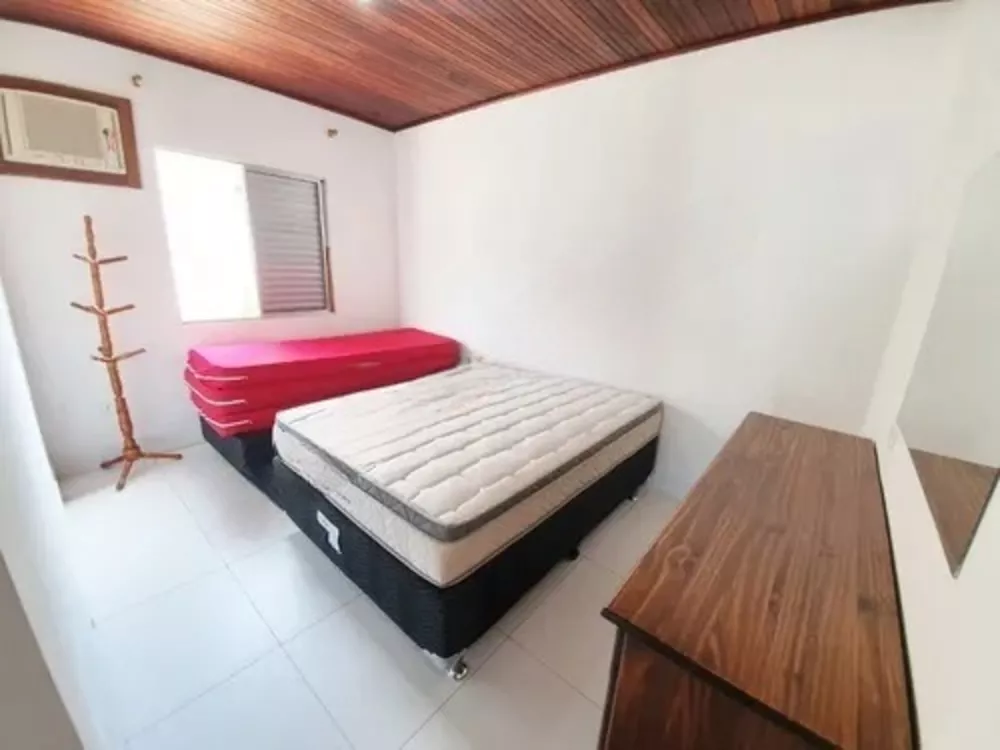 Casa à venda com 3 quartos, 150m² - Foto 4