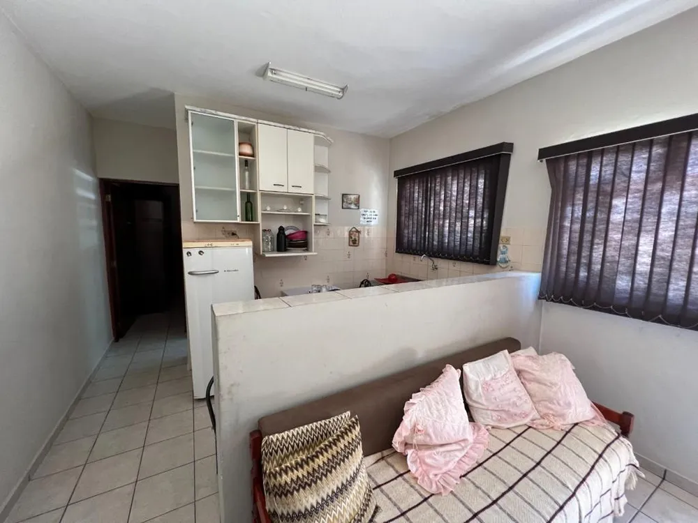 Casa, 4 quartos, 270 m² - Foto 11