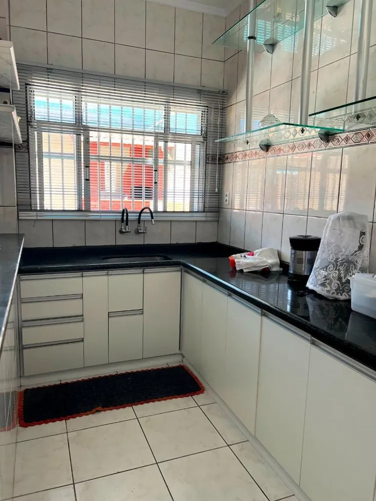Casa, 4 quartos, 270 m² - Foto 5