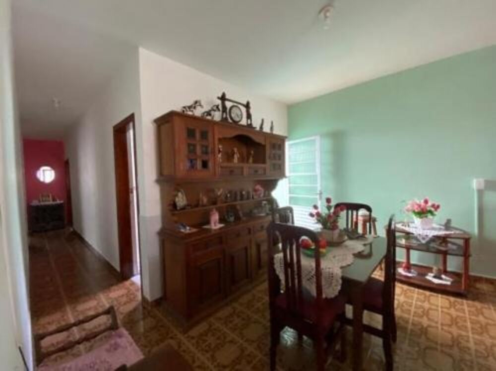 Casa à venda com 3 quartos, 195m² - Foto 3