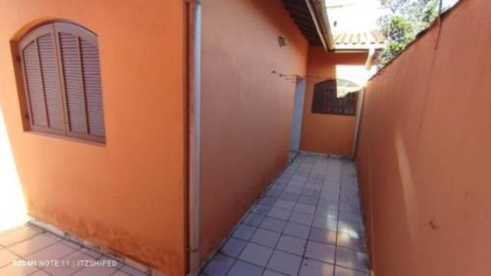 Casa, 2 quartos, 200 m² - Foto 3
