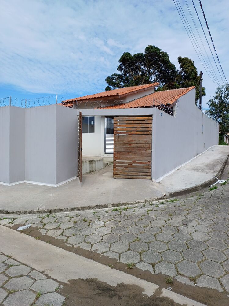 Casa à venda com 2 quartos, 150m² - Foto 4