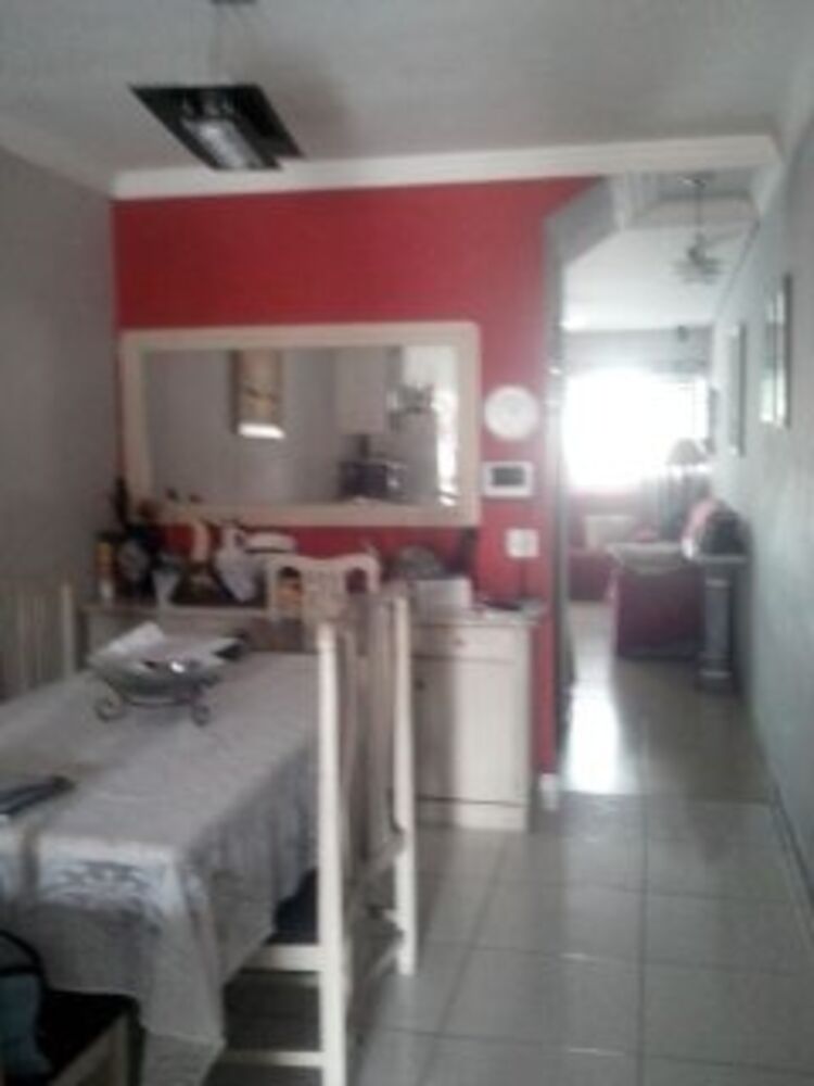 Casa, 3 quartos, 180 m² - Foto 2