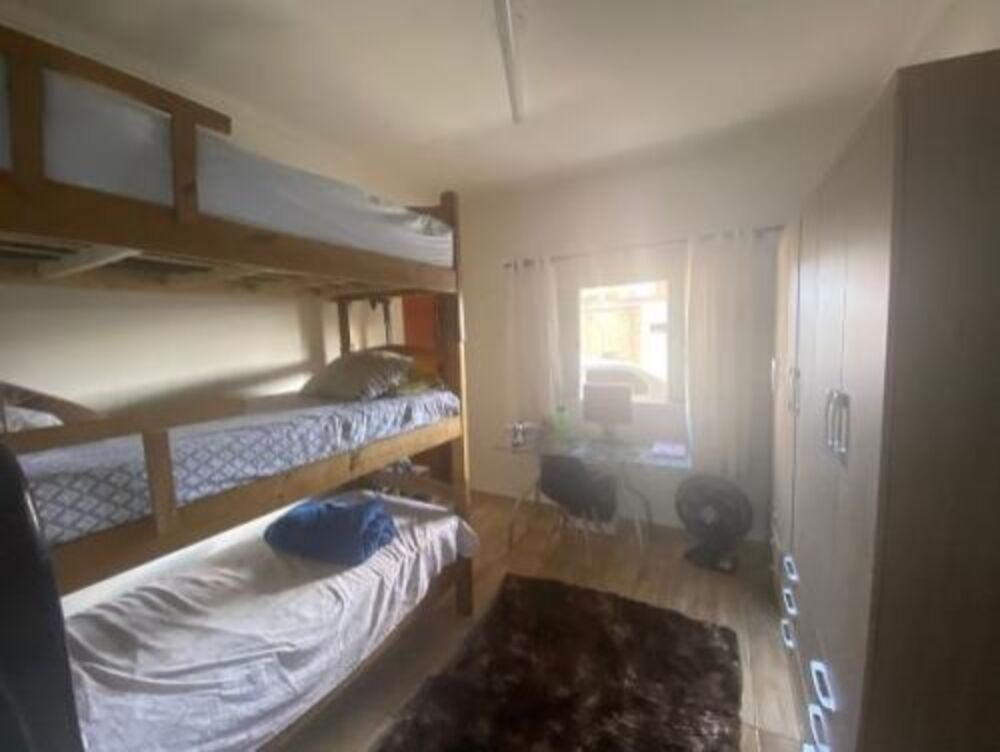 Casa à venda com 3 quartos, 85m² - Foto 5