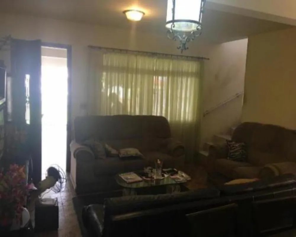 Casa, 3 quartos, 239 m² - Foto 2