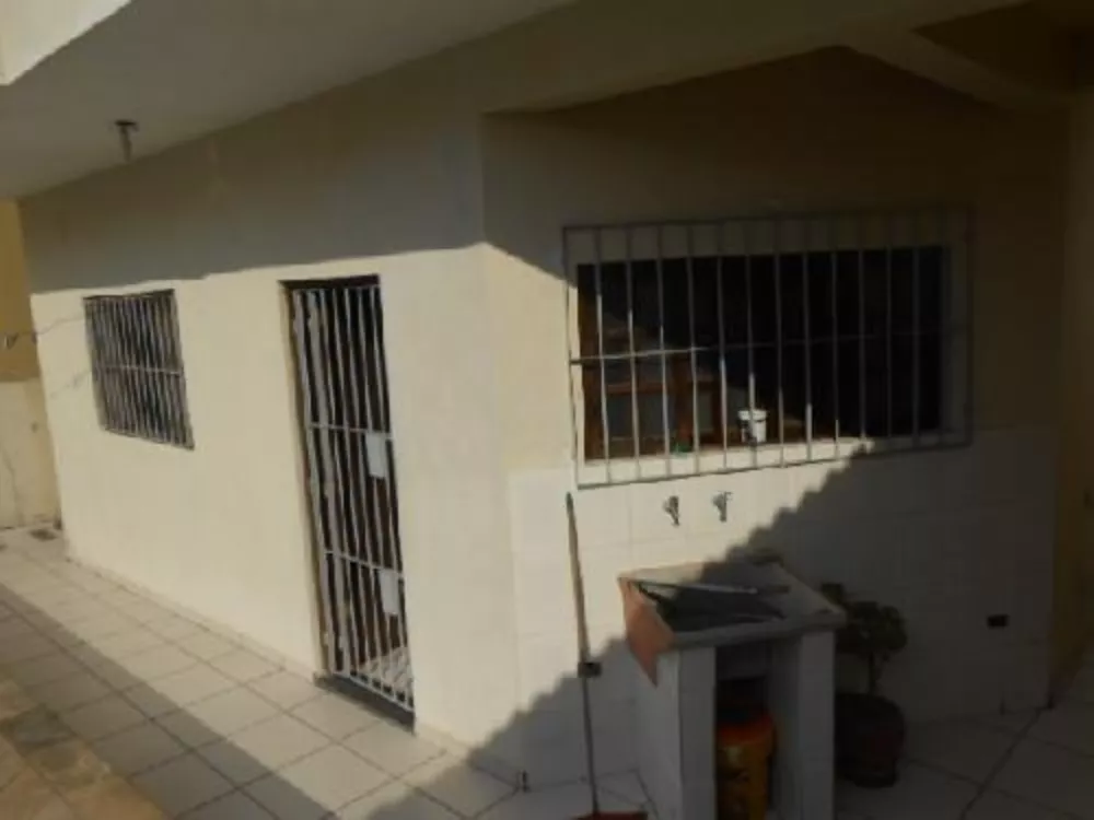 Casa à venda com 2 quartos, 150m² - Foto 34