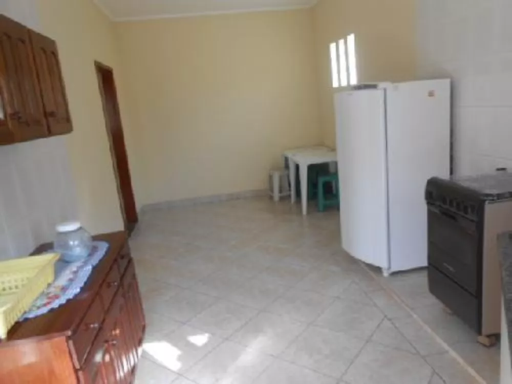 Casa à venda com 2 quartos, 150m² - Foto 11