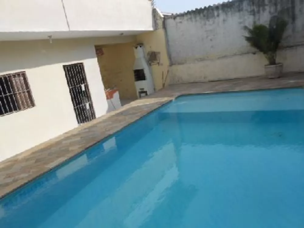 Casa à venda com 2 quartos, 150m² - Foto 8