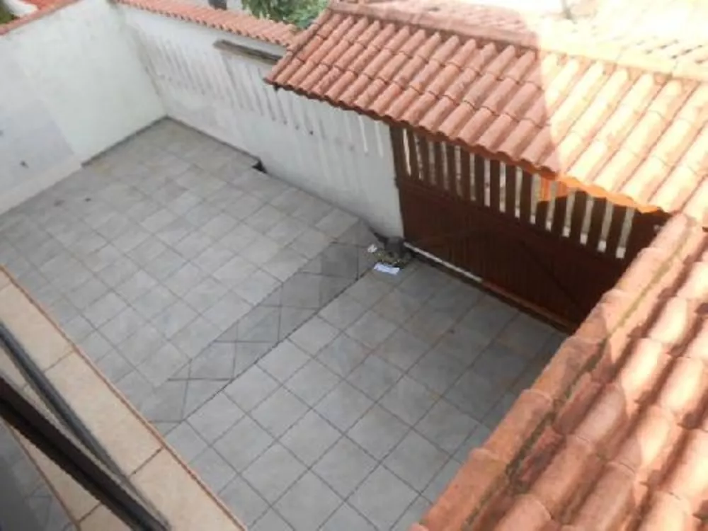 Casa à venda com 2 quartos, 150m² - Foto 25