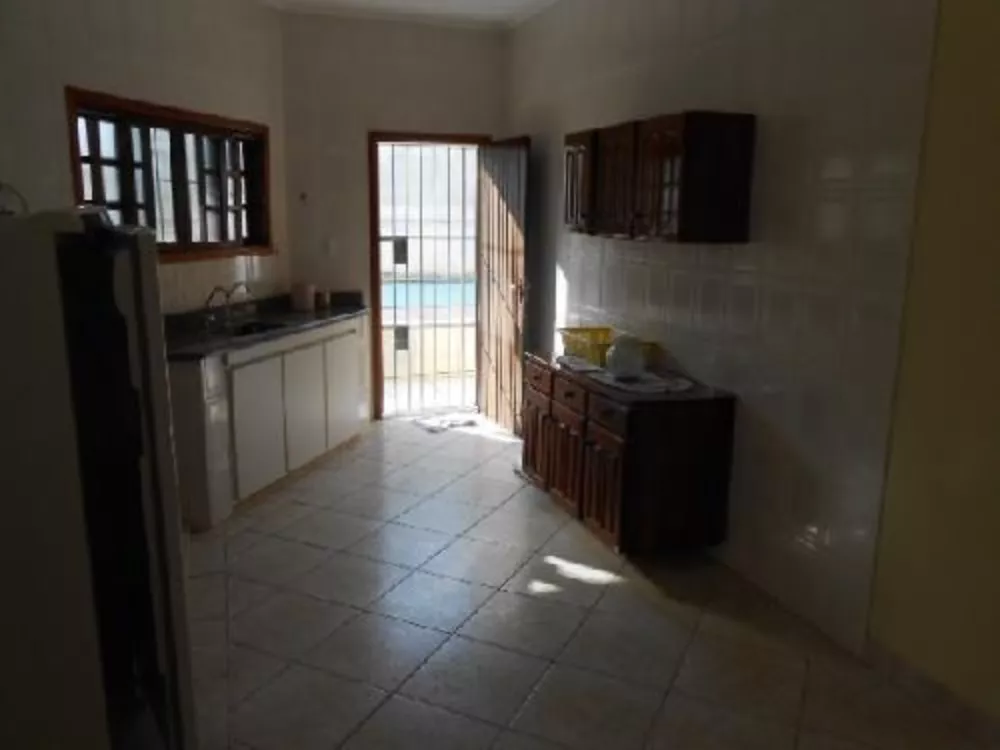 Casa à venda com 2 quartos, 150m² - Foto 19