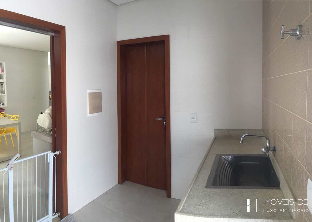 Casa de Condomínio à venda com 4 quartos, 350m² - Foto 8
