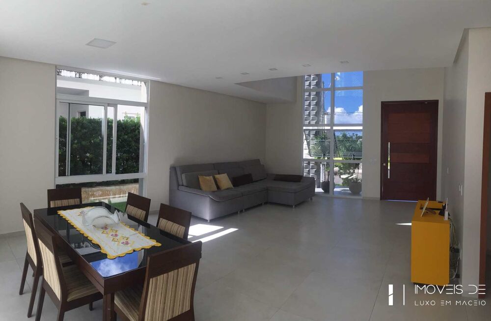 Casa de Condomínio à venda com 4 quartos, 350m² - Foto 3