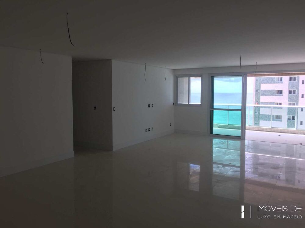Apartamento à venda com 3 quartos, 193m² - Foto 1
