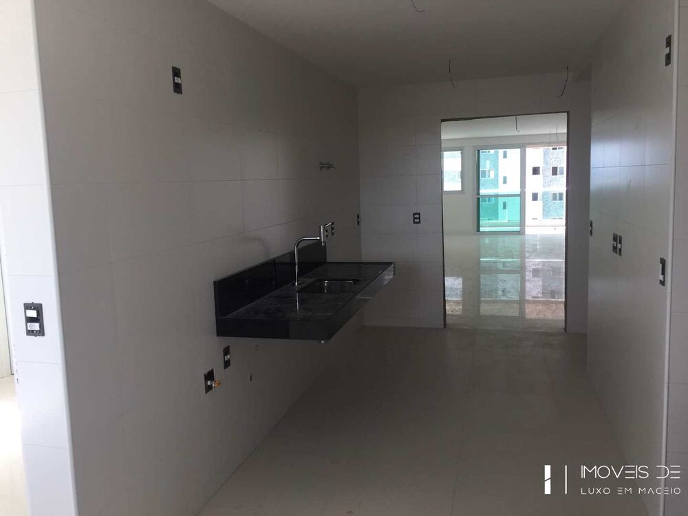 Apartamento à venda com 3 quartos, 193m² - Foto 3