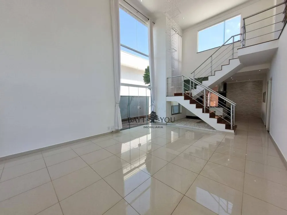 Casa, 3 quartos, 253 m² - Foto 4