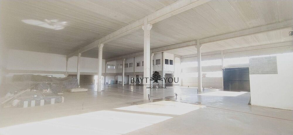 Loja-Salão, 1548 m² - Foto 1