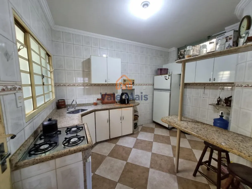 Casa, 4 quartos, 202 m² - Foto 4