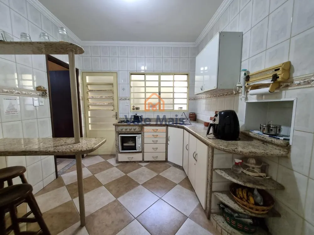 Casa, 4 quartos, 202 m² - Foto 5