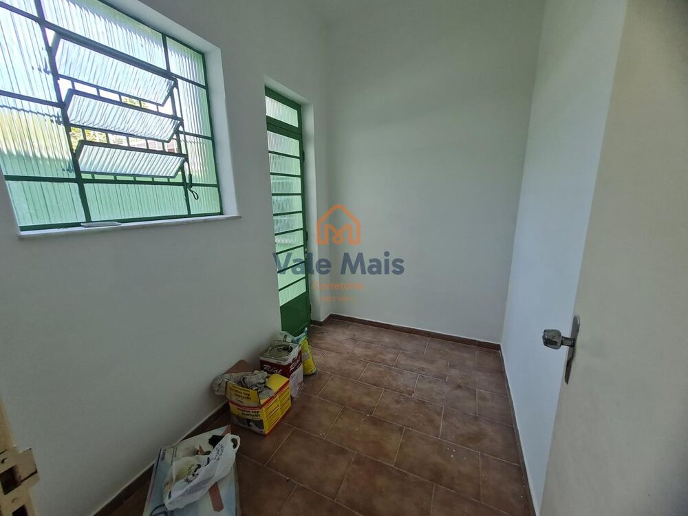 Casa para alugar com 3 quartos, 197m² - Foto 12