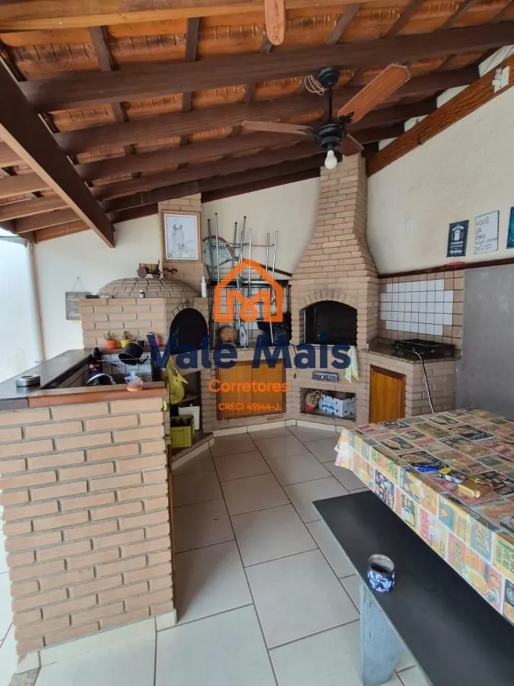 Casa, 3 quartos, 200 m² - Foto 11