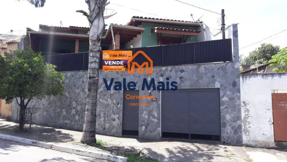 Casa, 3 quartos, 200 m² - Foto 1