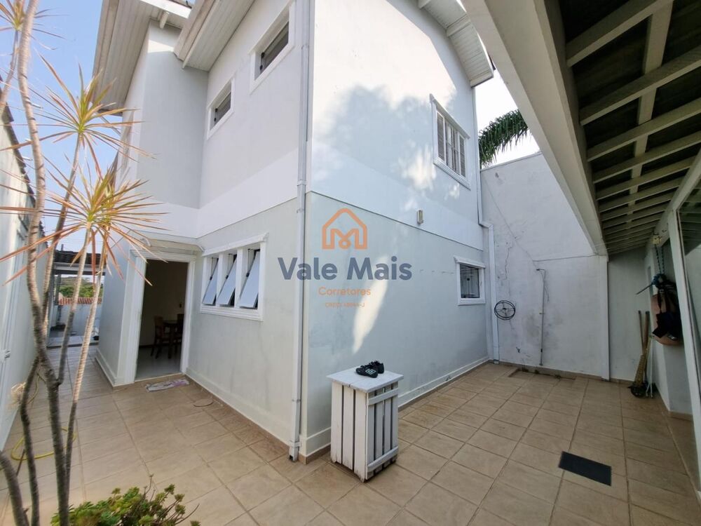 Casa, 3 quartos, 243 m² - Foto 18
