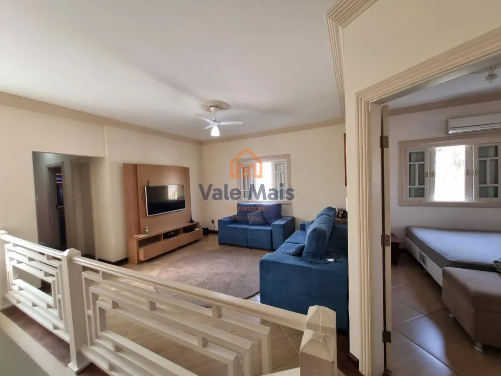 Casa, 3 quartos, 243 m² - Foto 12