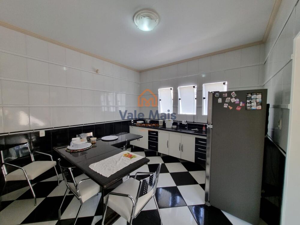 Casa, 3 quartos, 243 m² - Foto 6