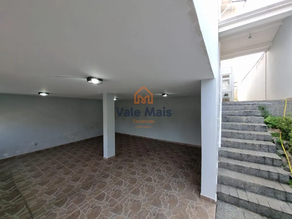 Casa, 3 quartos, 243 m² - Foto 3