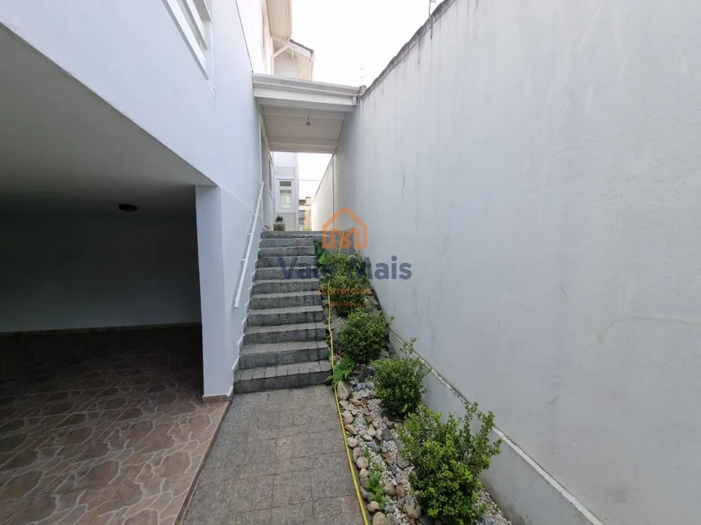 Casa, 3 quartos, 243 m² - Foto 4