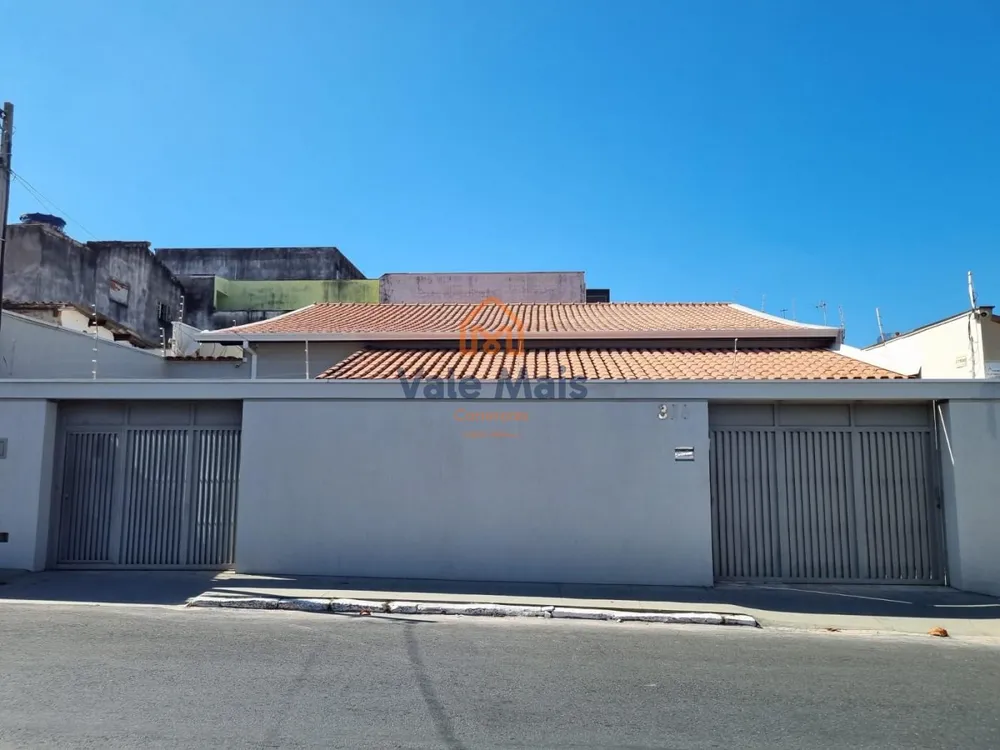 Casa, 3 quartos, 197 m² - Foto 1
