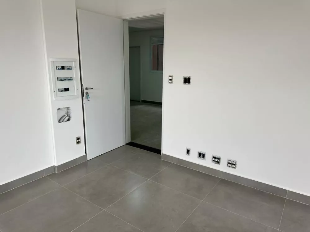 Apartamento à venda com 2 quartos, 69m² - Foto 1