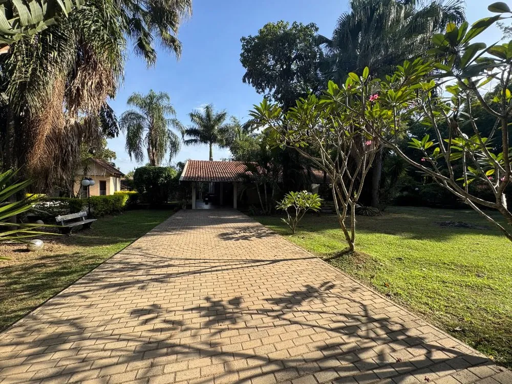 Chácara, 5 quartos, 1575 m² - Foto 1